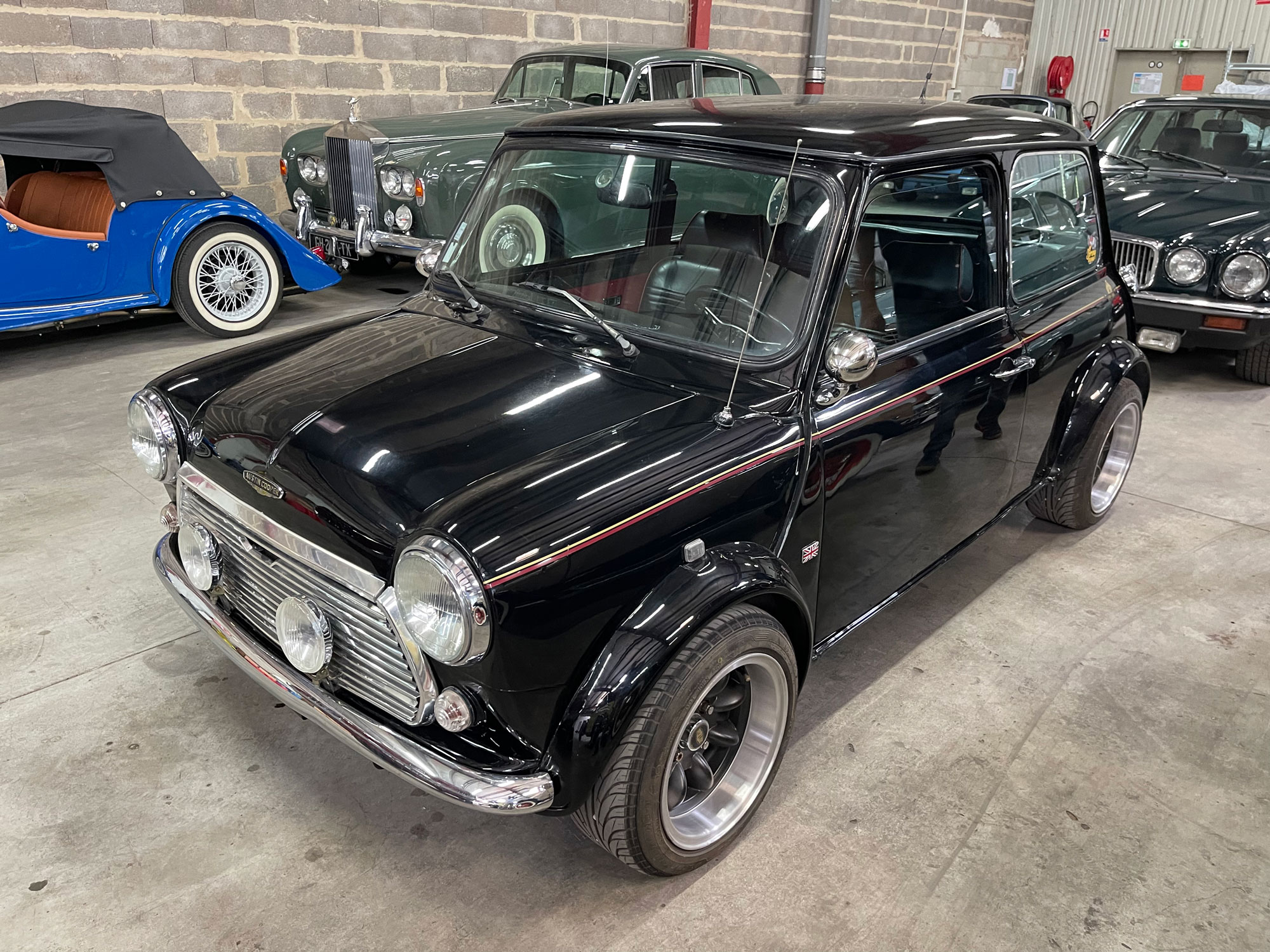 Mini Cooper Mayfair - Carinvest